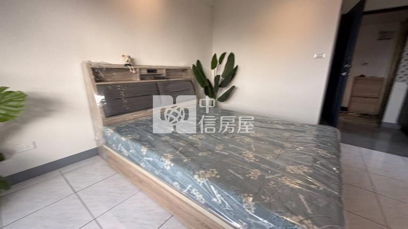 屏東市自立南路河畔景觀套房房屋室內格局與周邊環境