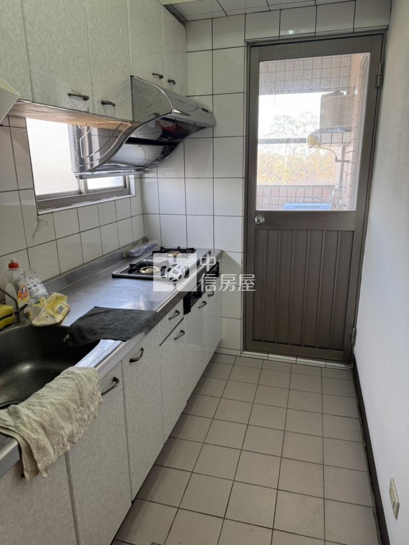 虎尾巨星598房屋室內格局與周邊環境