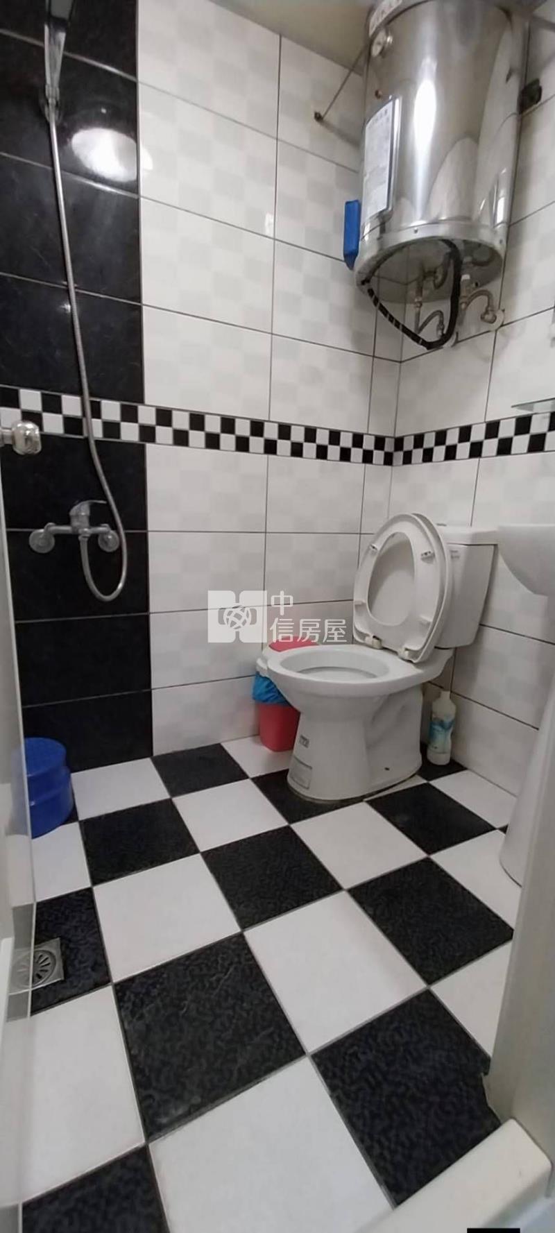 近育達高中穩定收租四間美套房房屋室內格局與周邊環境