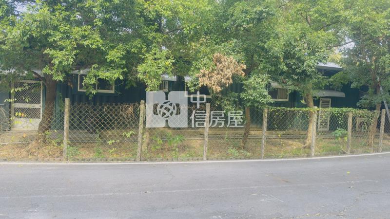 內門2000坪美農園贈未保存建物房屋室內格局與周邊環境