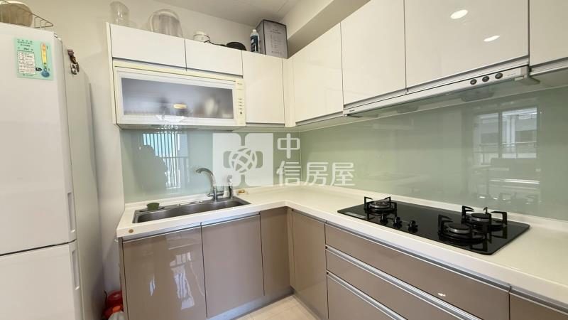 大里君大院帝王戶三房雙平車房屋室內格局與周邊環境