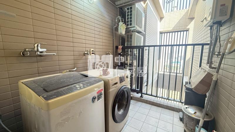 大里君大院帝王戶三房雙平車房屋室內格局與周邊環境