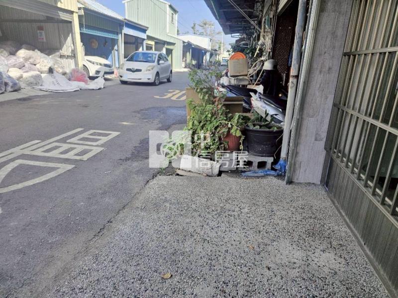 佳里信義國小旁5房孝親傳統透天房屋室內格局與周邊環境