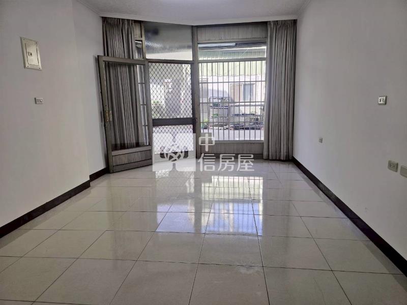 佳里信義國小旁5房孝親傳統透天房屋室內格局與周邊環境