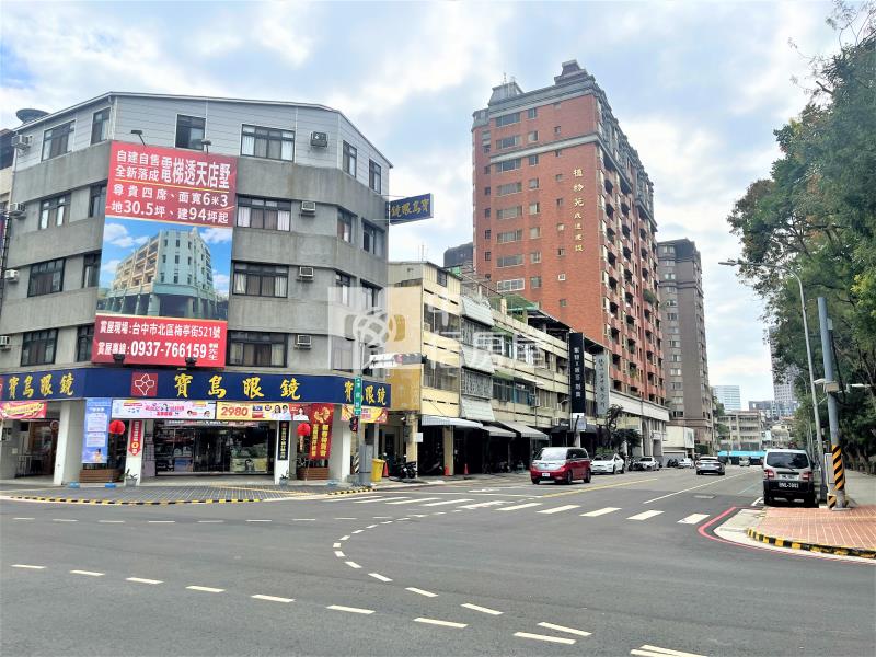 科博館旁三角窗收租店面房屋室內格局與周邊環境