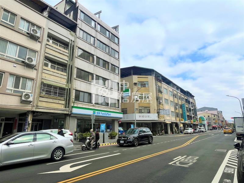 科博館旁三角窗收租店面房屋室內格局與周邊環境