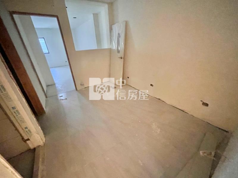 山仔頂公園旁雙主臥美透天(A)房屋室內格局與周邊環境