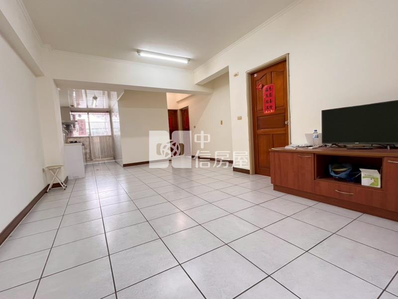 斗六雅國皇邸高樓層華廈房屋室內格局與周邊環境