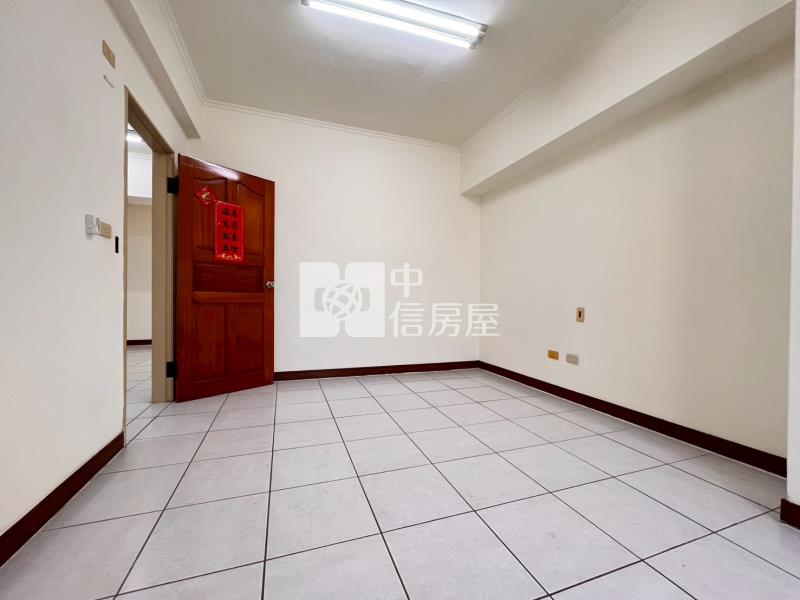 斗六雅國皇邸高樓層華廈房屋室內格局與周邊環境