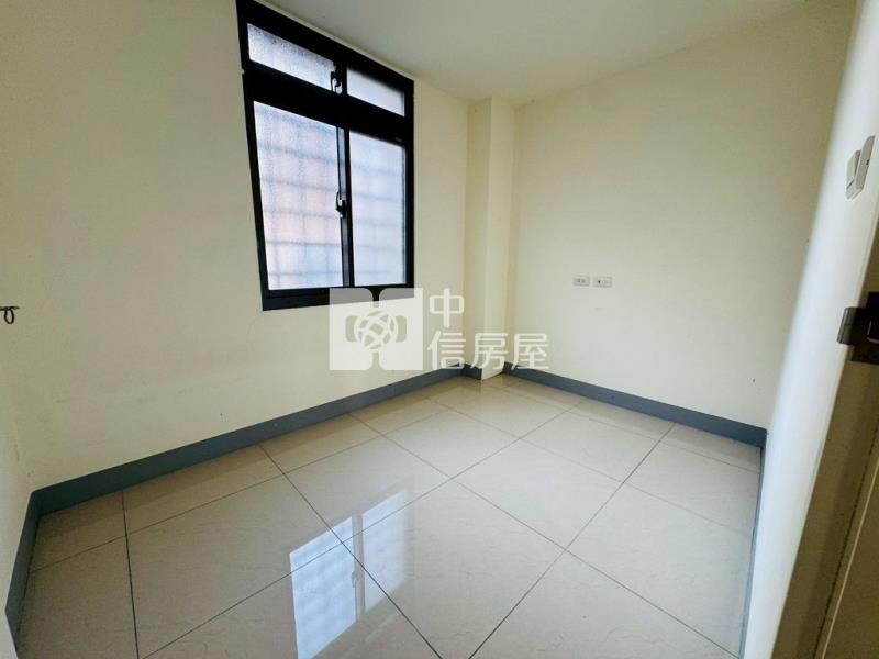 (A)平鎮工業南路雙面臨路透天(中信卓越團隊)房屋室內格局與周邊環境