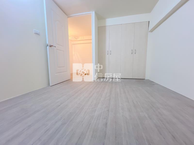 家心向上  全新挑高4米5美裝房屋室內格局與周邊環境