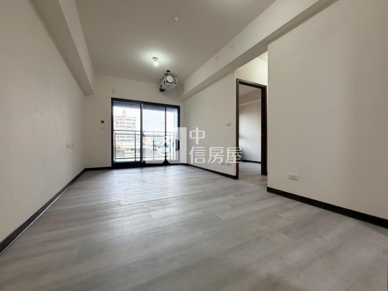 (興大之櫻)大大買家商圈-興大之櫻全新未住二房附平車房屋室內格局與周邊環境