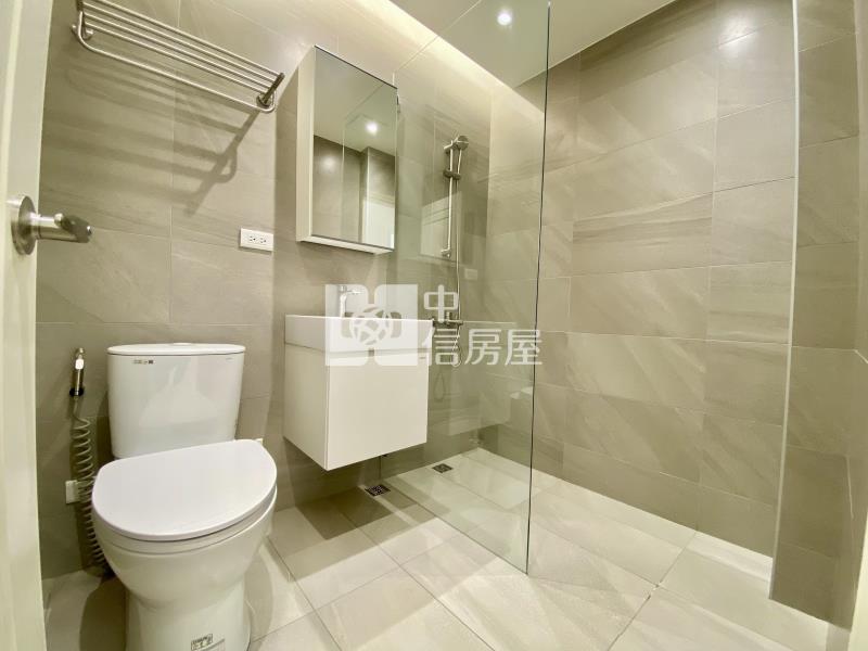 興大全新整理現代風3房美寓房屋室內格局與周邊環境