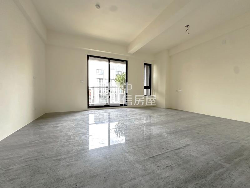 14期大地坪可停四車全新電梯別墅房屋室內格局與周邊環境