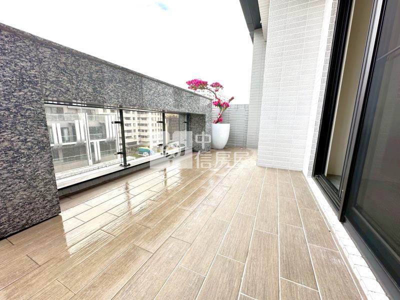 14期大地坪可停四車全新電梯別墅房屋室內格局與周邊環境