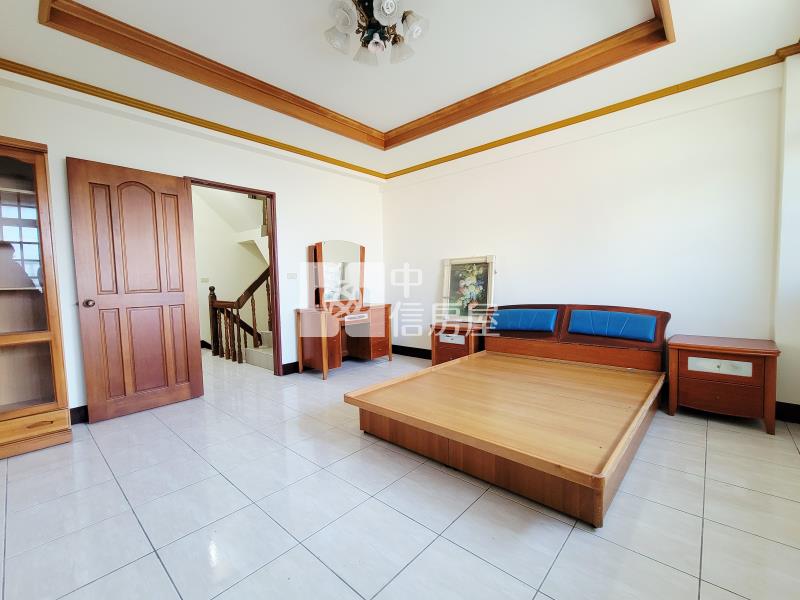 平鎮【平興國小】附近~近66快速路美別墅房屋室內格局與周邊環境