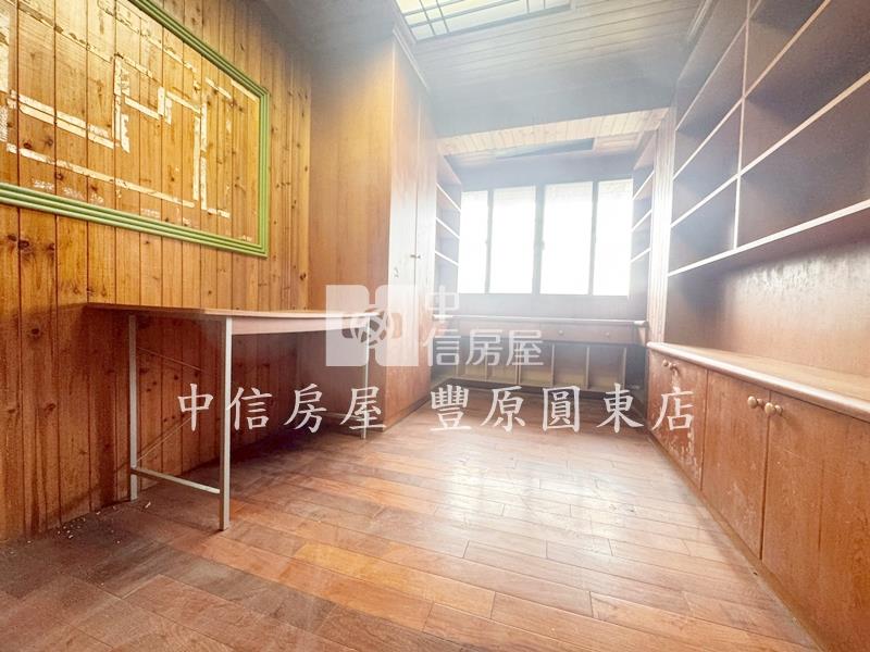 火車站公寓房屋室內格局與周邊環境