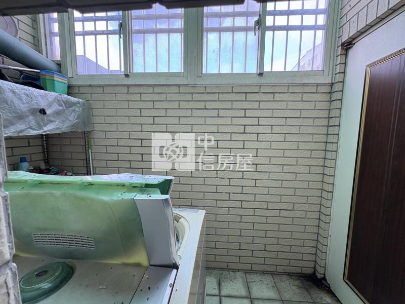 近草漯重劃區美別墅房屋室內格局與周邊環境