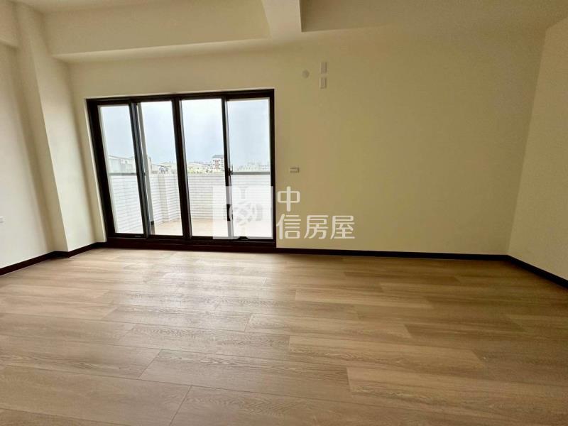 土城全新電梯雙車豪墅+農田房屋室內格局與周邊環境