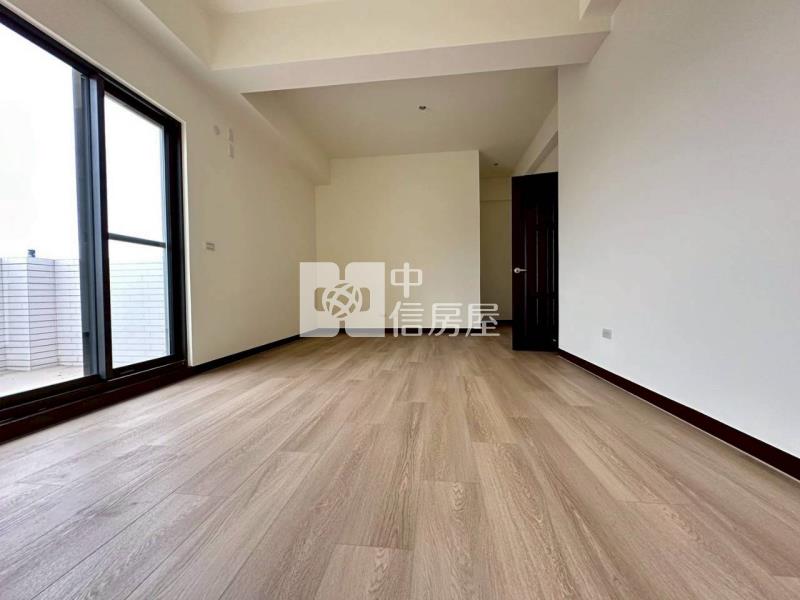 土城全新電梯雙車豪墅+農田房屋室內格局與周邊環境