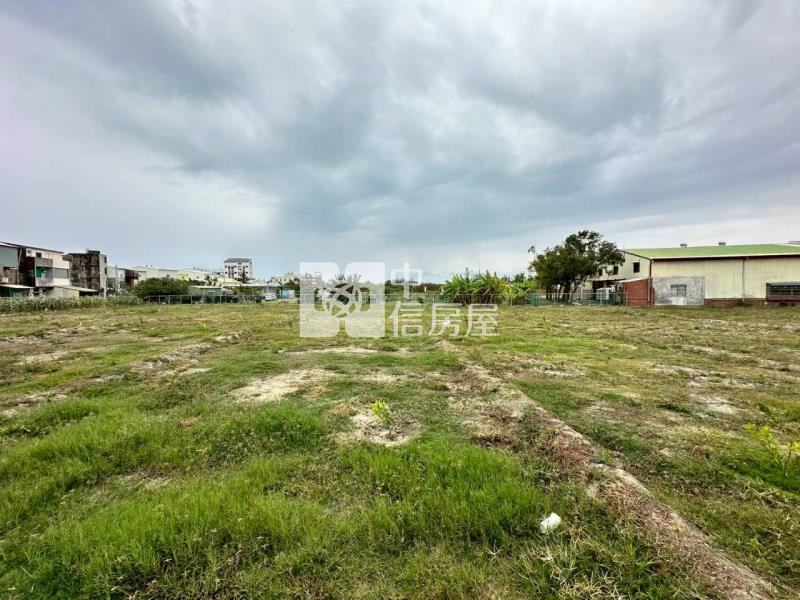 土城全新電梯雙車豪墅+農田房屋室內格局與周邊環境