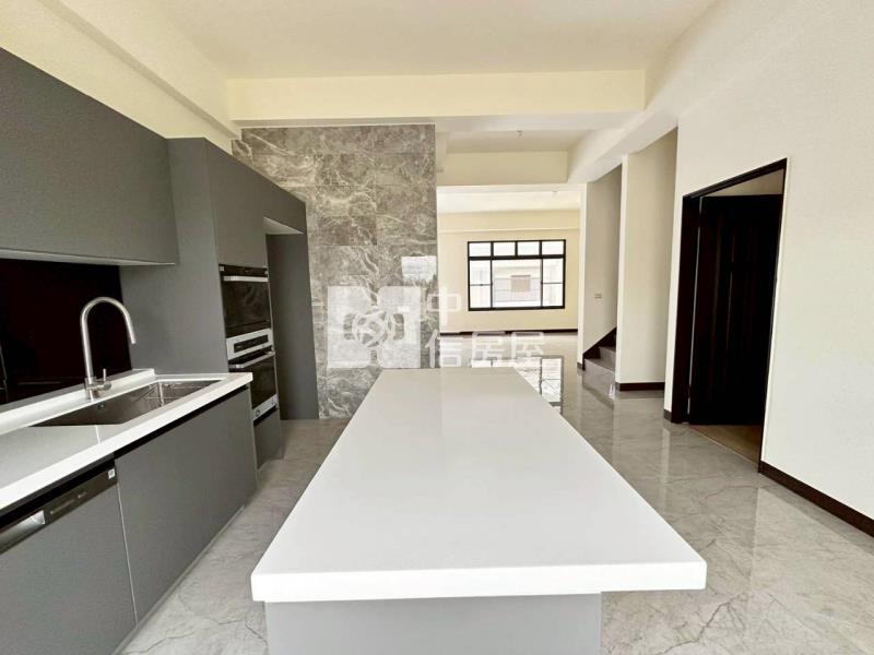 土城全新電梯雙車豪墅+農田房屋室內格局與周邊環境