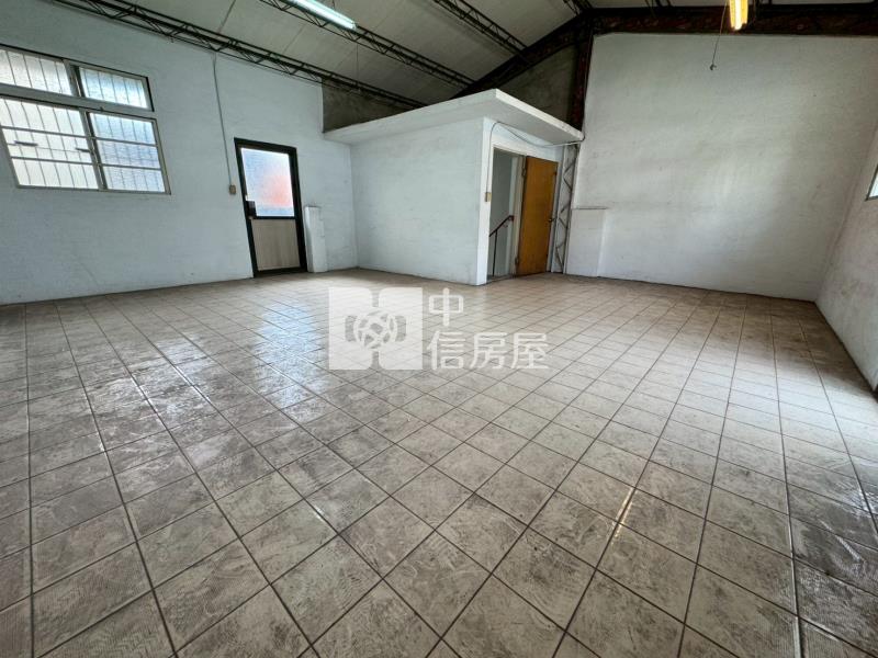 美村商圈大面寬可改雙車孝親透天房屋室內格局與周邊環境