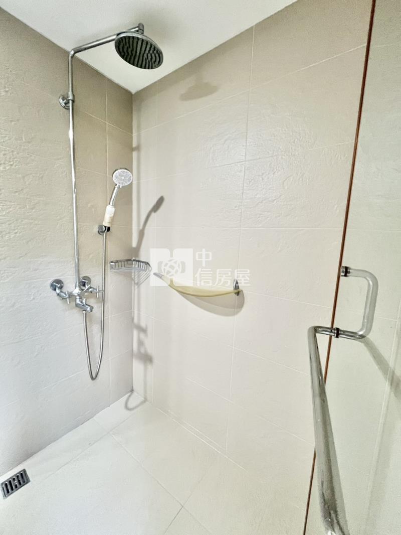 七期精品小豪宅附車位房屋室內格局與周邊環境