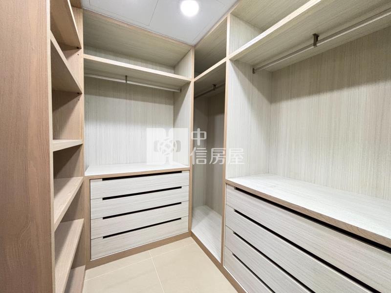 ◆信義君悅4房+車位房屋室內格局與周邊環境