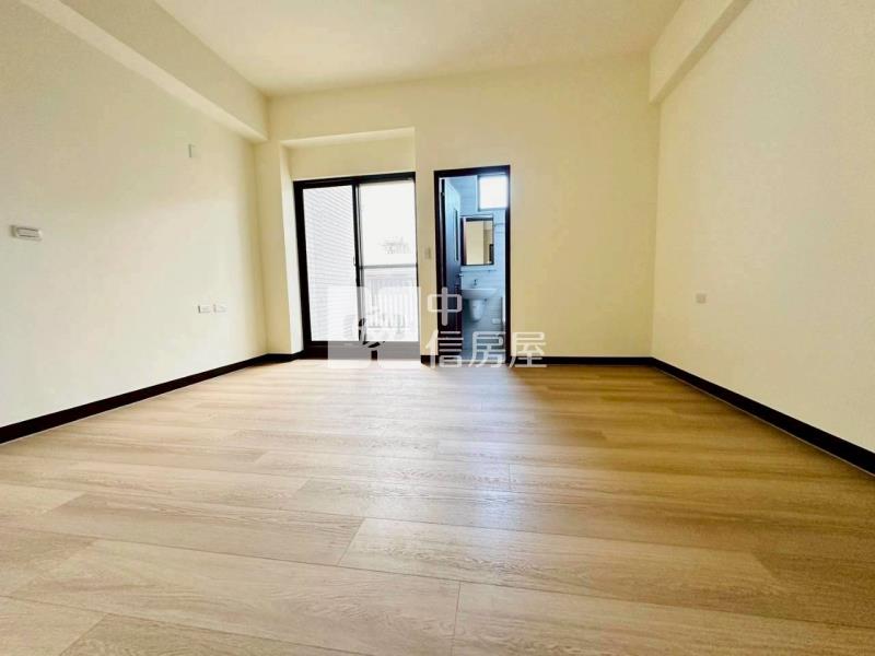 勝利寶仁學區優質全新車庫透天房屋室內格局與周邊環境