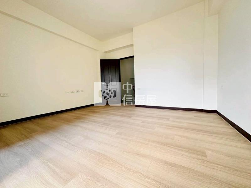 勝利寶仁學區優質全新車庫透天房屋室內格局與周邊環境