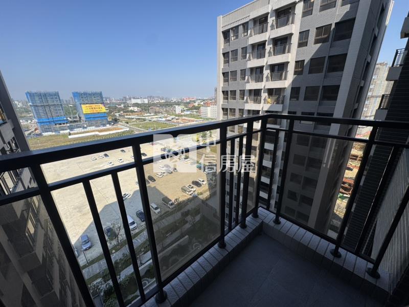 中壢捷運A20站全新1+1房車~A20綻房屋室內格局與周邊環境