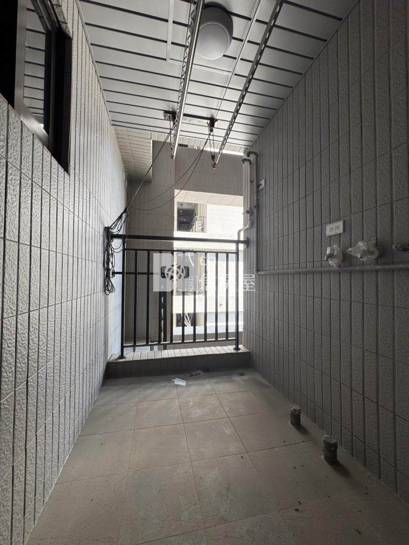 中壢捷運A20站全新1+1房車~A20綻房屋室內格局與周邊環境