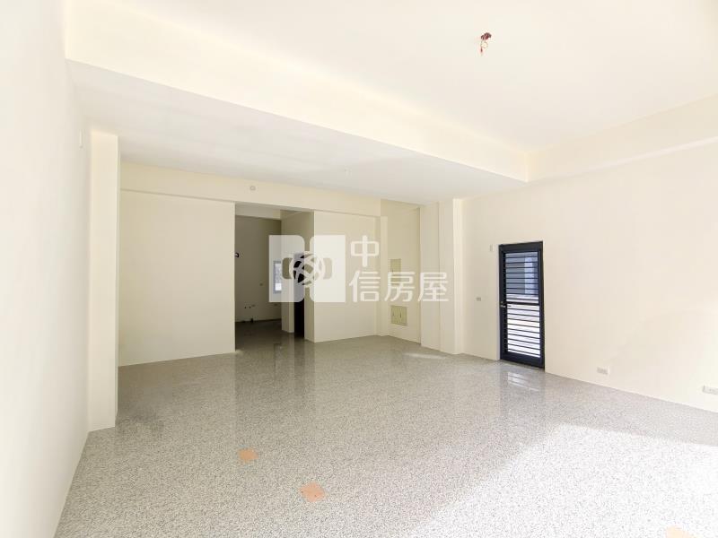 廍子公園角間臨路四車電梯住店房屋室內格局與周邊環境