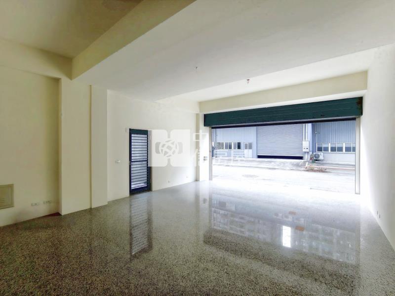 廍子公園角間臨路四車電梯住店房屋室內格局與周邊環境