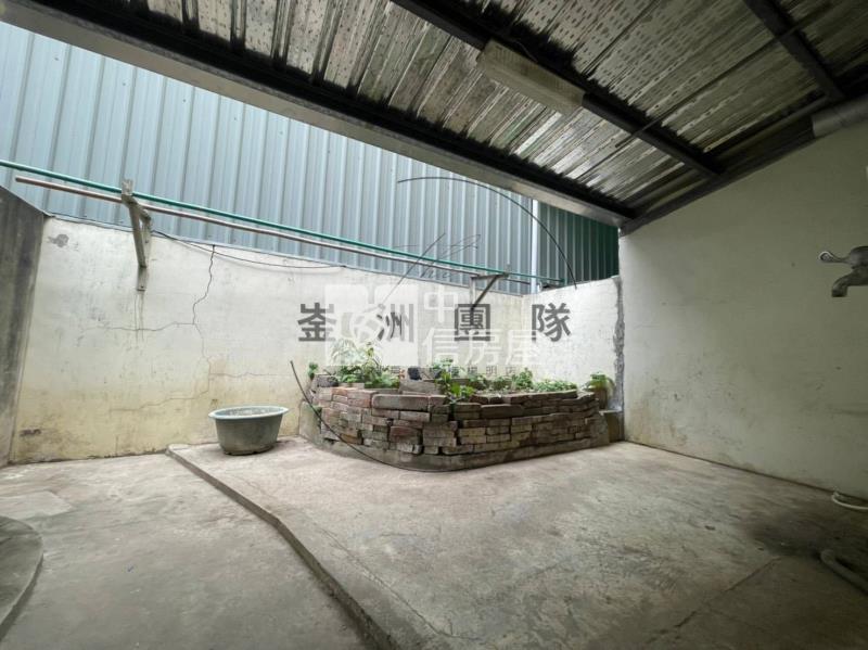 博愛國小旁都計內農舍房屋室內格局與周邊環境