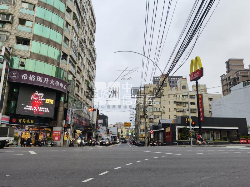 博愛國小旁都計內農舍房屋室內格局與周邊環境