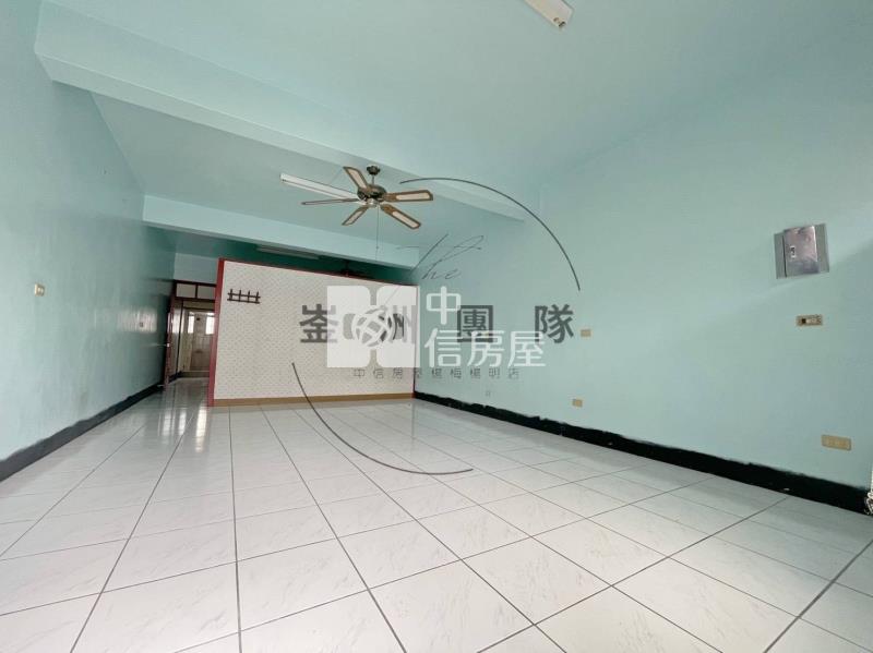 博愛國小旁都計內農舍房屋室內格局與周邊環境