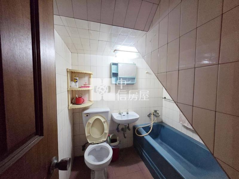 歸仁75大地坪店住透天房屋室內格局與周邊環境