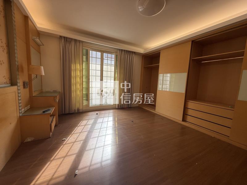 中壢體育園區5房雙車美別墅房屋室內格局與周邊環境