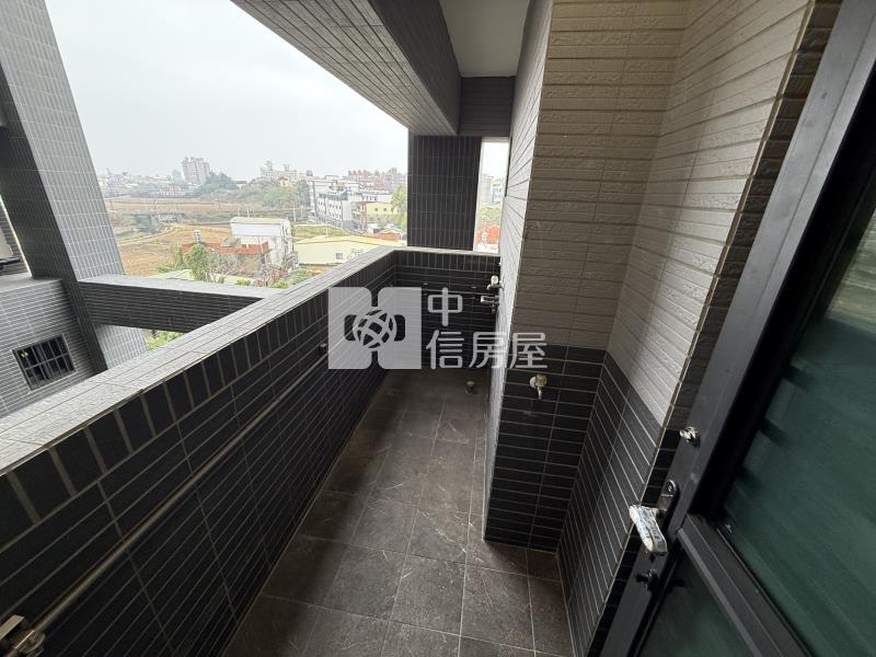 超便宜三房車房屋室內格局與周邊環境