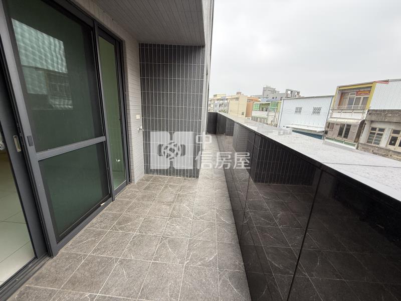 超便宜三房車房屋室內格局與周邊環境