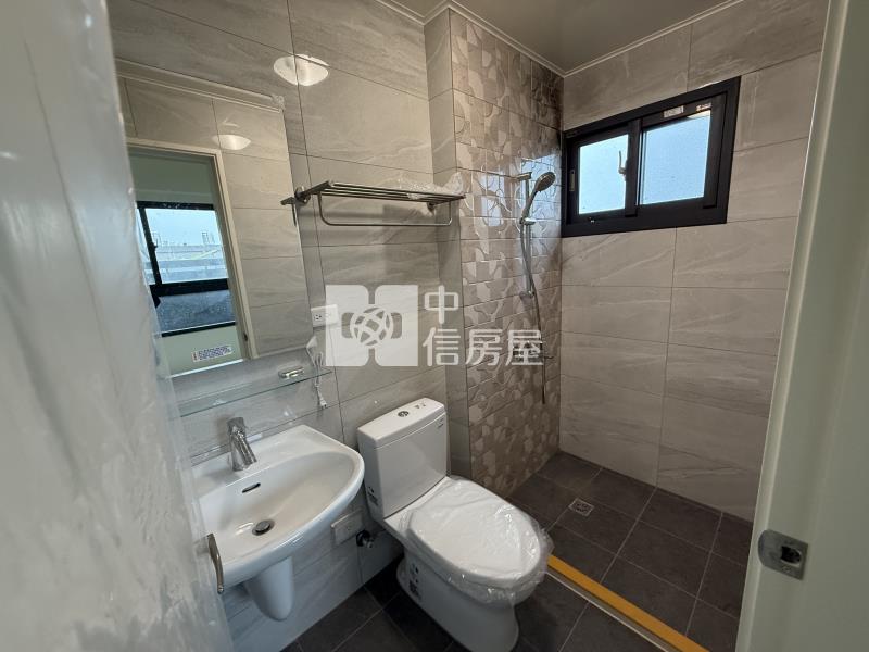 超便宜三房車房屋室內格局與周邊環境