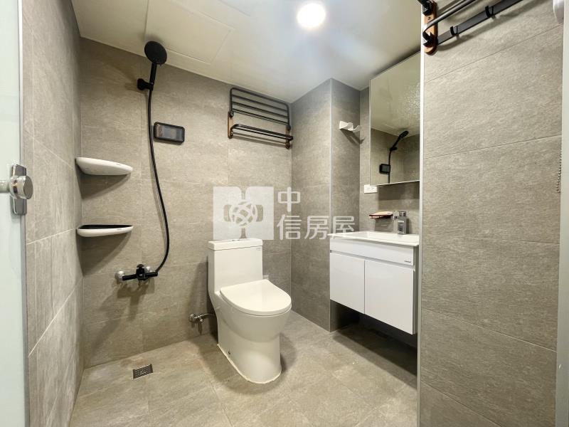 中壢站前獅子座美裝潢大套房房屋室內格局與周邊環境