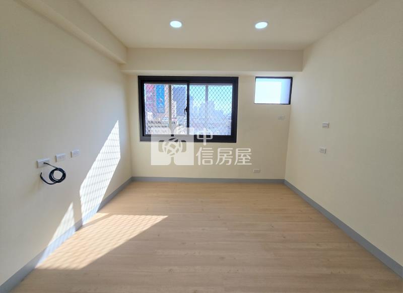 文心國小2房車位美廈房屋室內格局與周邊環境