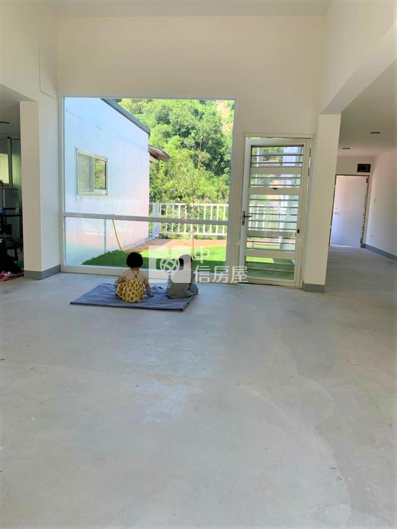 鴻禧高爾夫球場旁.度假莊園房屋室內格局與周邊環境