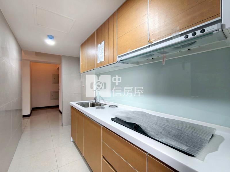 新光特區聚佳大值全新兩房平車房屋室內格局與周邊環境