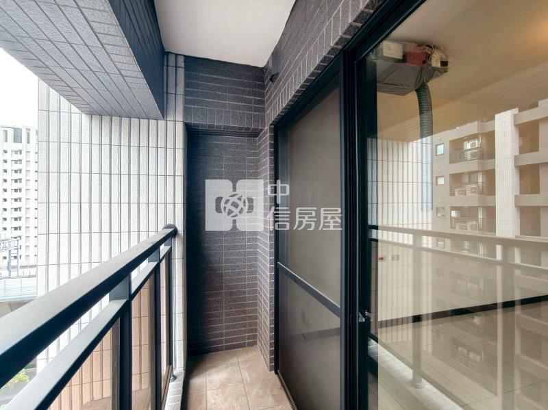 新光特區聚佳大值全新兩房平車房屋室內格局與周邊環境