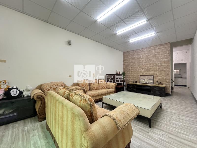 專約岡山蛋黃區超值車墅房屋室內格局與周邊環境