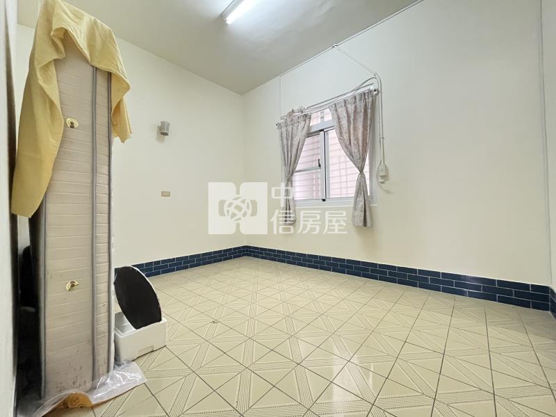 專約岡山蛋黃區超值車墅房屋室內格局與周邊環境